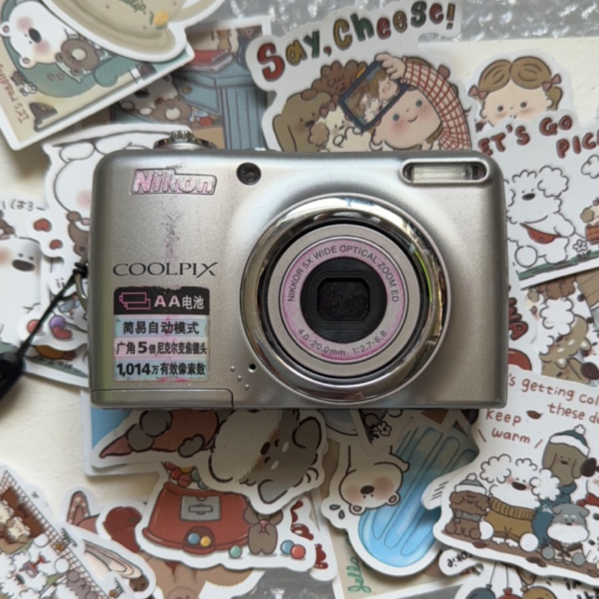 9新 Nikon/尼康 L23。1010万像素，屏泛黄不影响出片 自备五号电池
