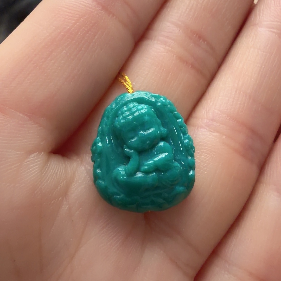 绿松石未镶嵌颈饰