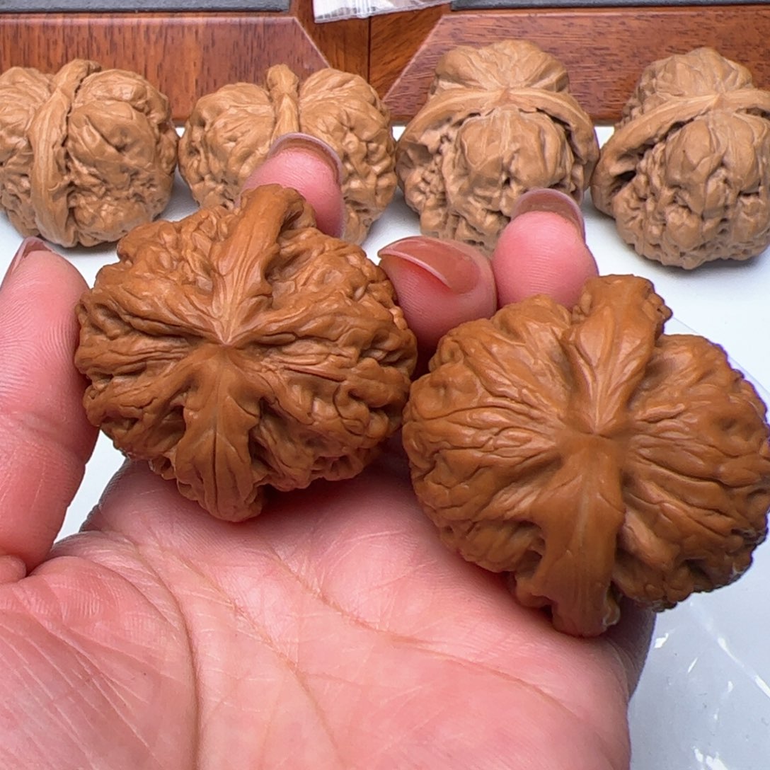 文玩核桃把件红锦鲤41红