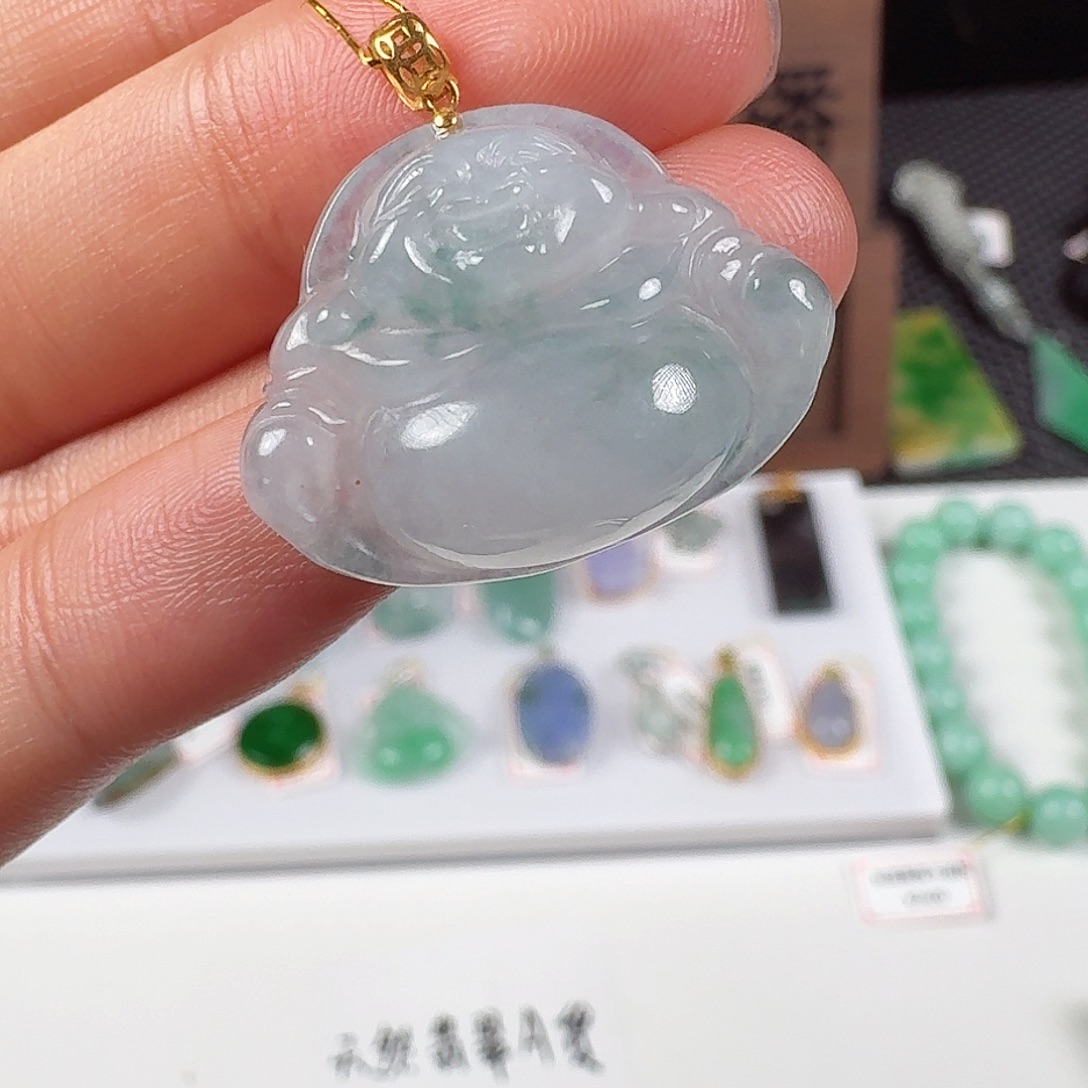 翡翠18K金镶嵌颈饰