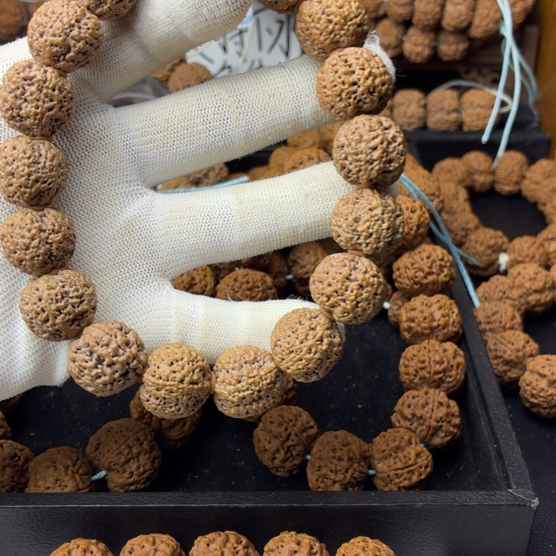 金刚菩提吊坠18mm手持菠萝蜜