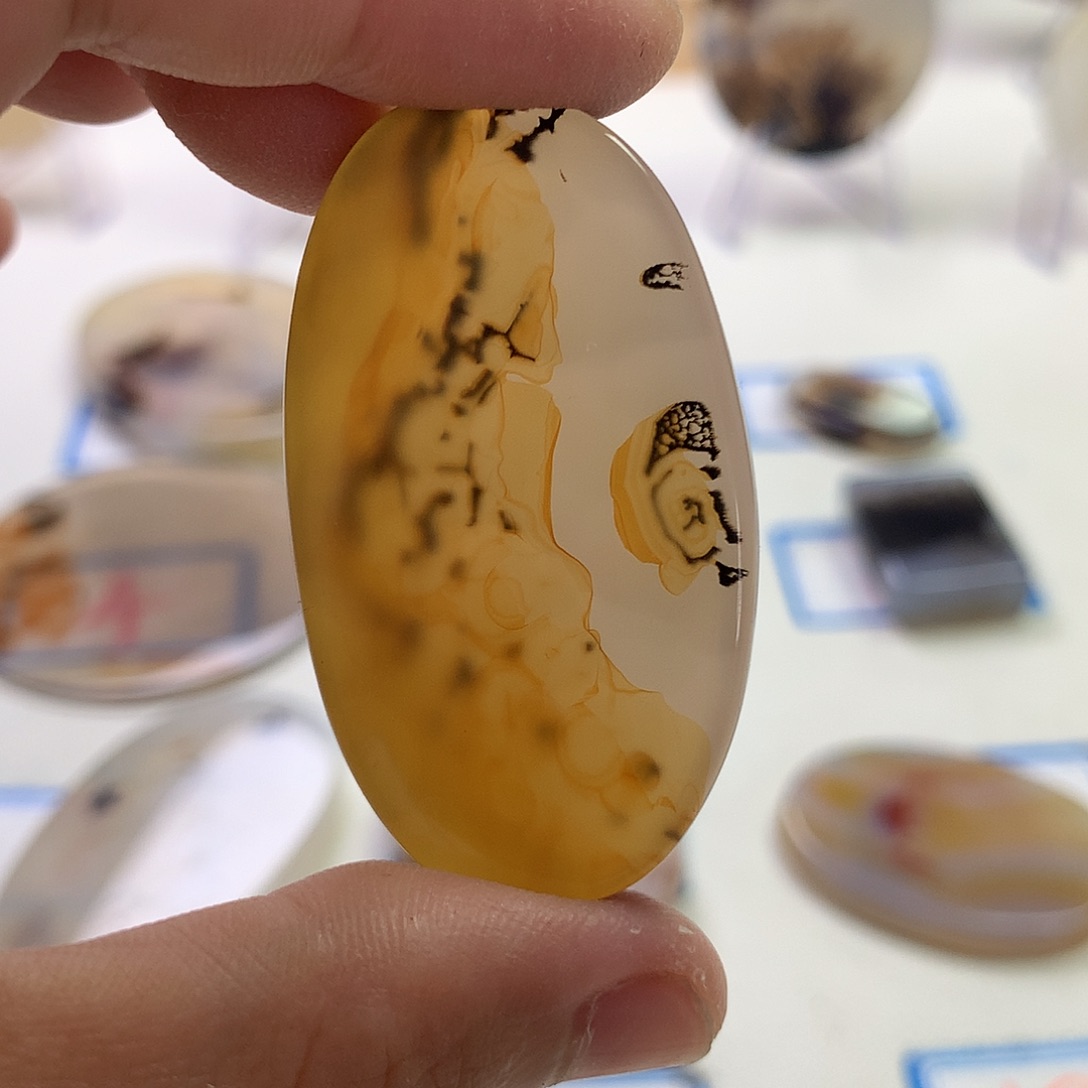 未镶嵌玛瑙/玉髓珠宝半成品