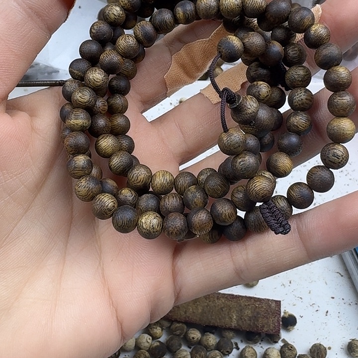 @***@沉香手串棋楠沉香0.5 规格12克多样性发一