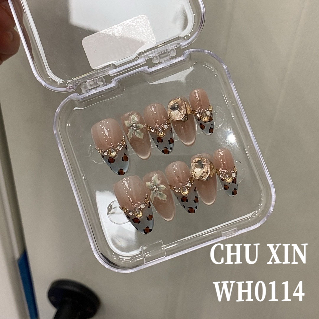 【WH0114蓝海豹影】纯手工穿戴甲夏日清新美甲可拆卸气质显白新款