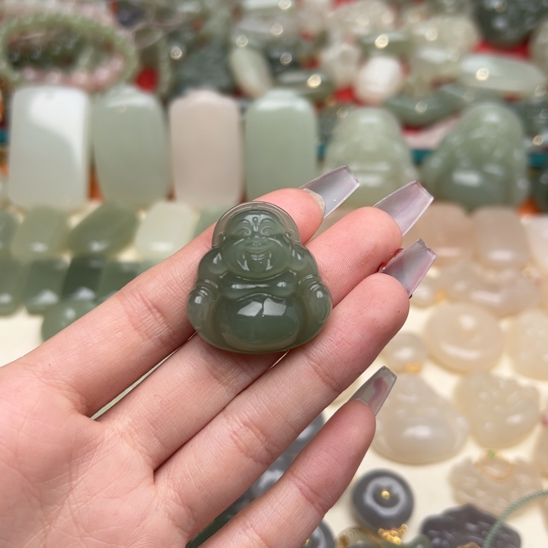 和田玉耳坠未镶嵌四**然