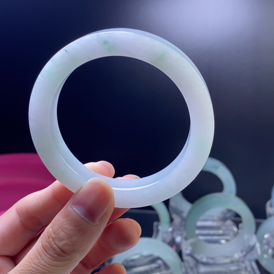 紫***花定制翡翠未镶嵌毛胚发一个