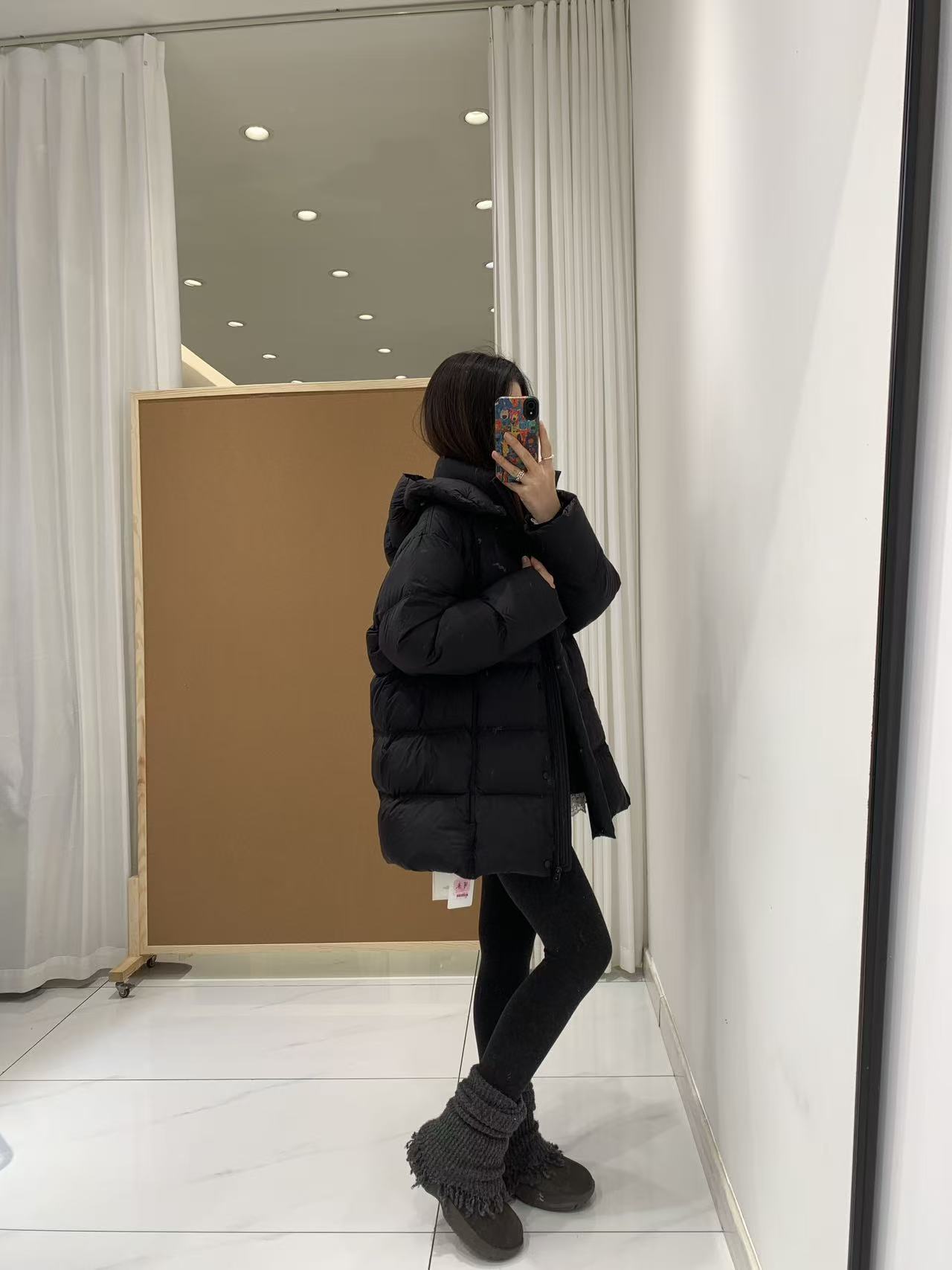 可米 新款冬季保暖宽松极简风连帽显瘦羽绒服 8669（帽可拆衣长75）