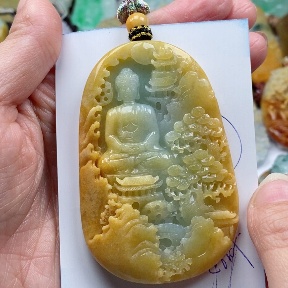 翡翠颈饰未镶嵌不****话翡翠
