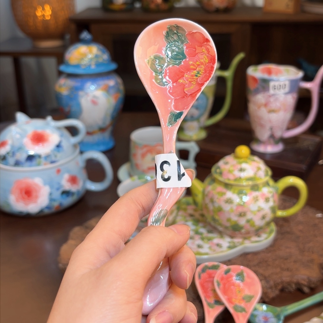 月****.景德镇手绘高温釉下彩陶瓷茶具