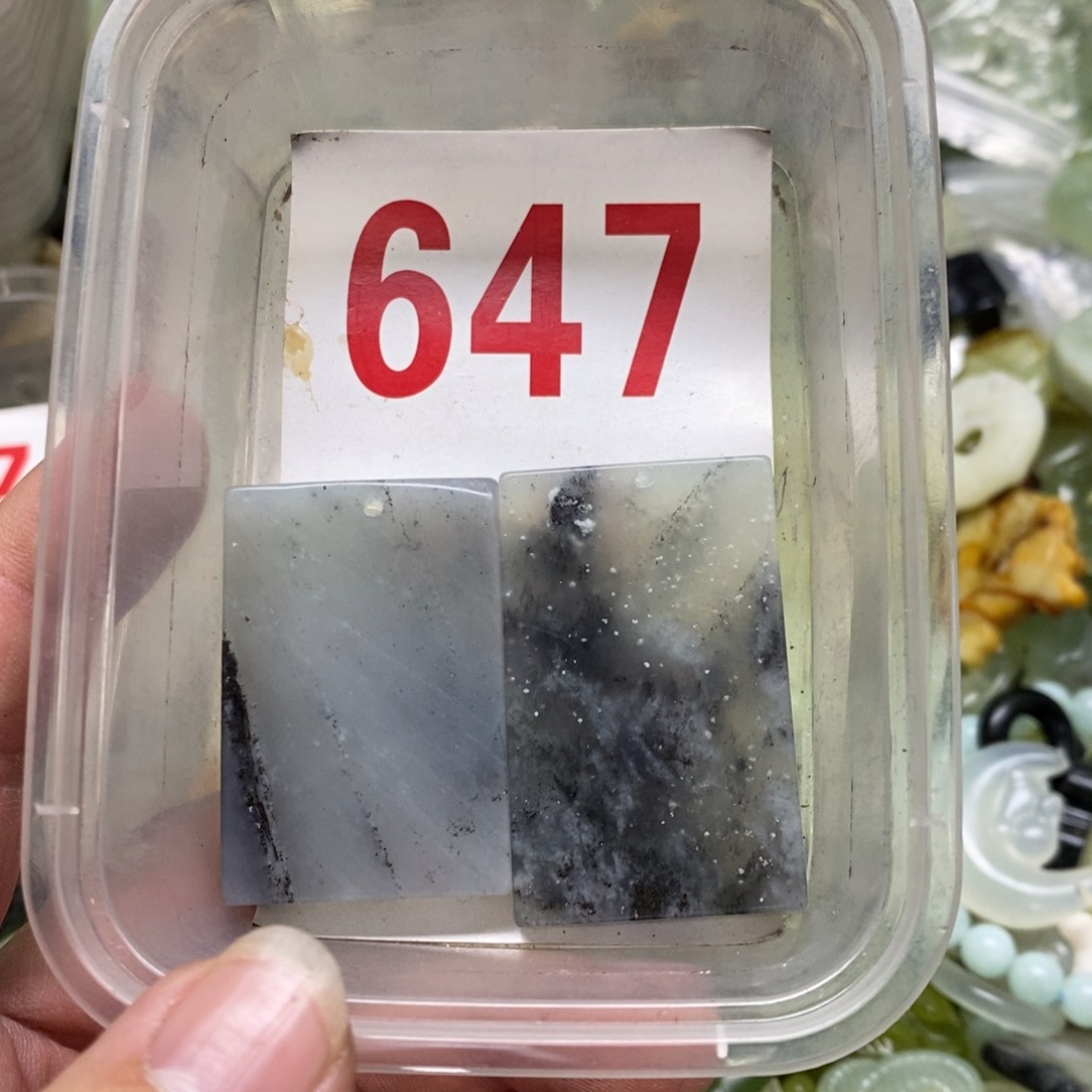 蛇纹石玉吊坠足银镀金镶嵌