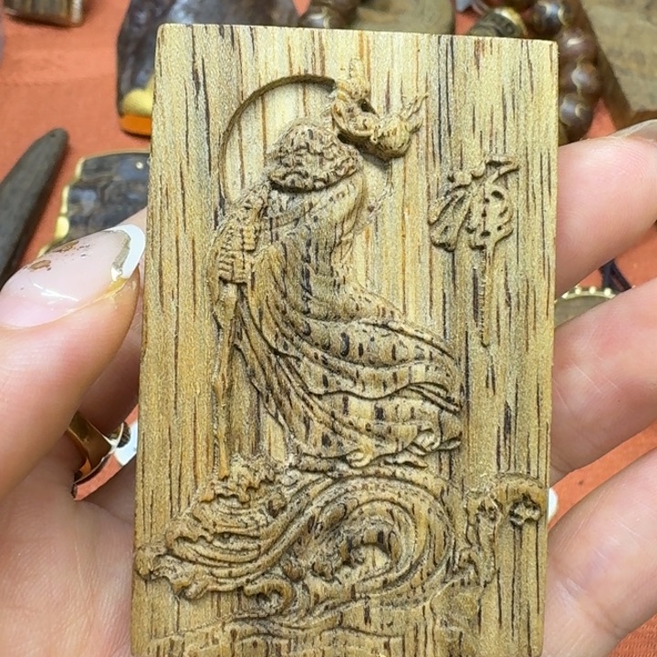 大叶紫檀（黑酸枝木类）