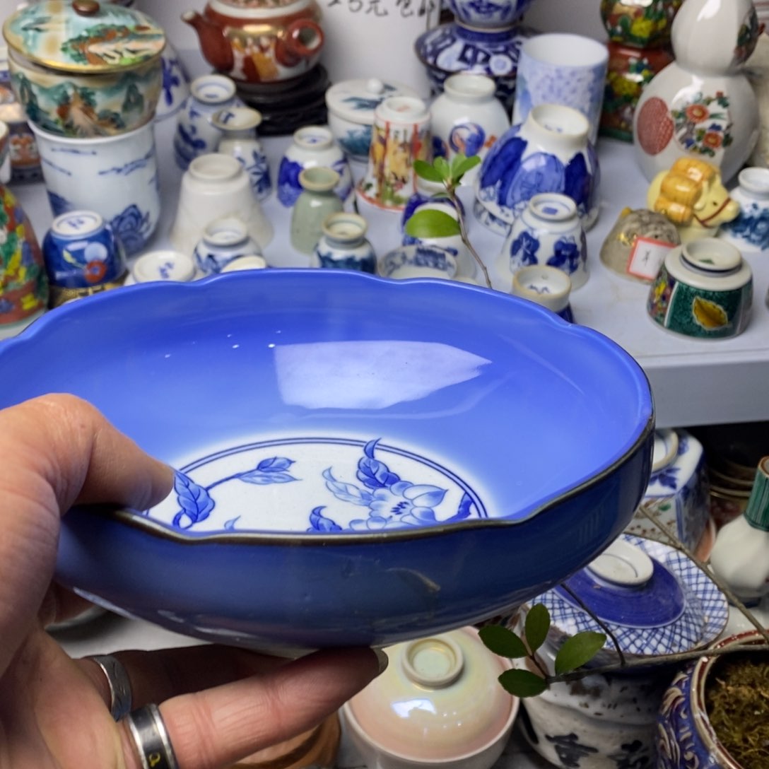 瓷片飞山一水在一天之中一
