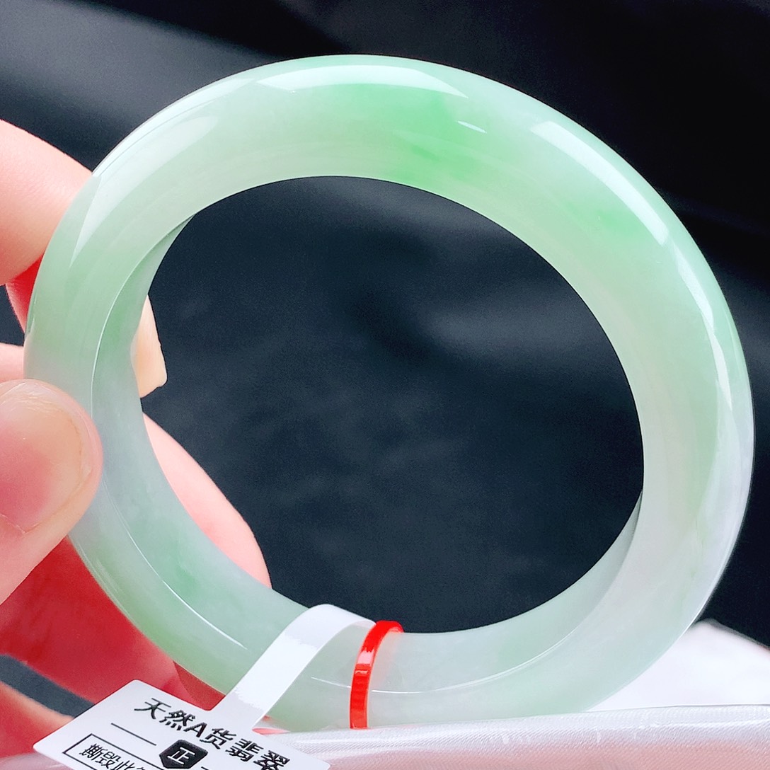 未镶嵌手镯翡翠56圈