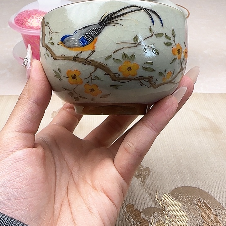 汝窑喜上眉梢铜钱杯