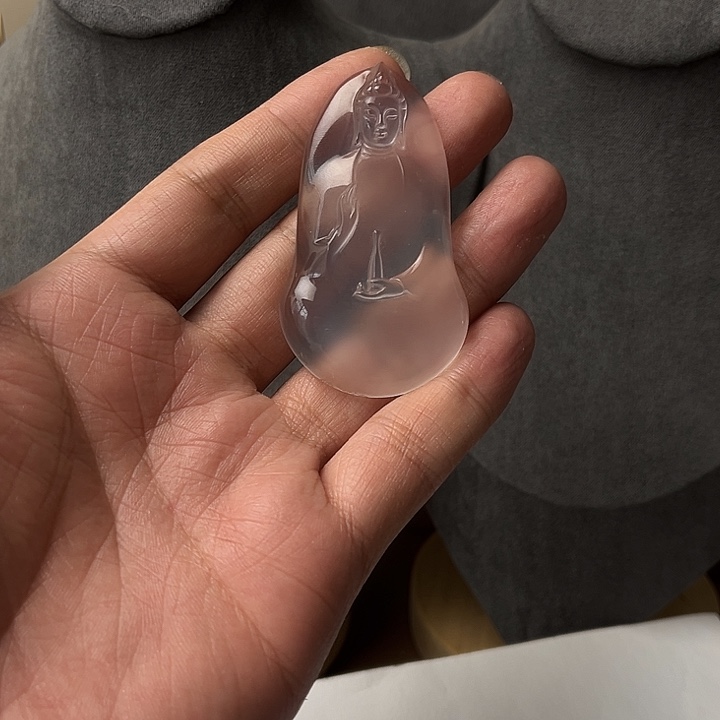 石英质玉观音未镶嵌徐**丁