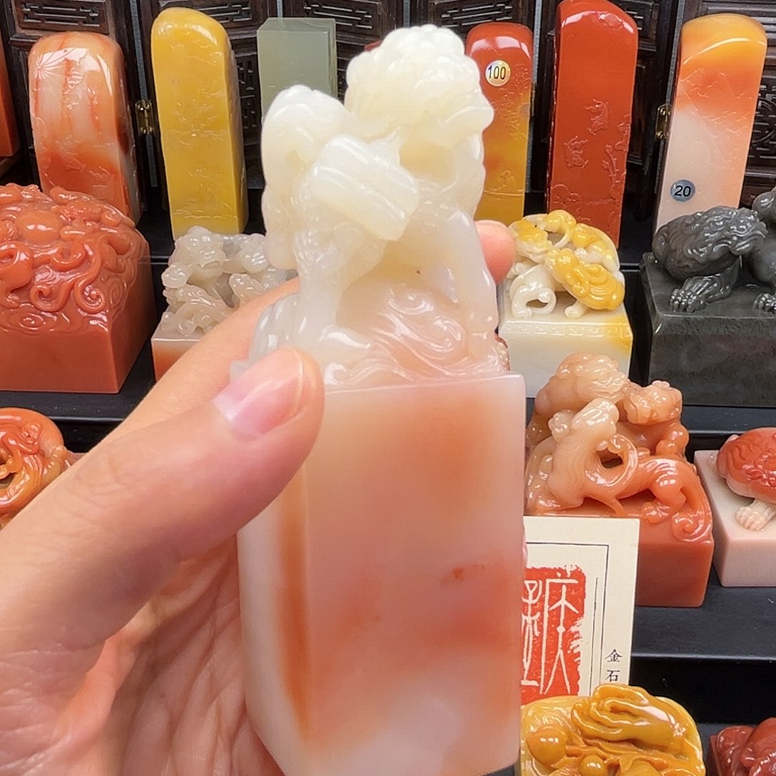 昌化石印石这种现象很明显了呢