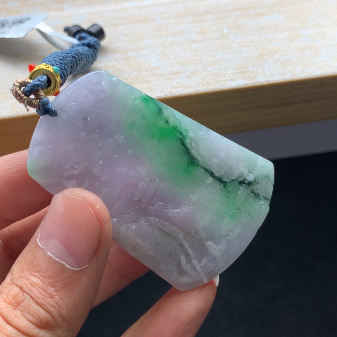 翡翠未镶嵌颈饰吊坠