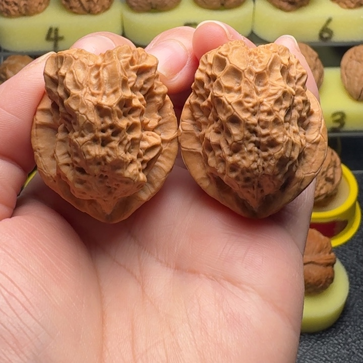 文玩核桃把件28号车