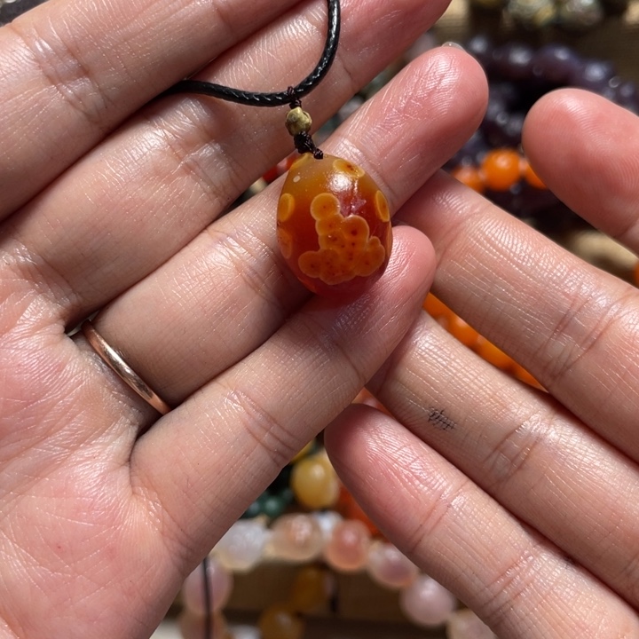 爱***贝玛瑙/玉髓合金手链