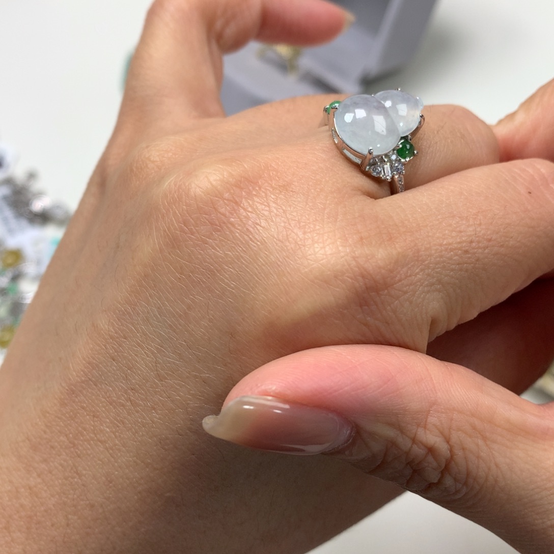 翡翠银S925镶嵌颈饰戒指