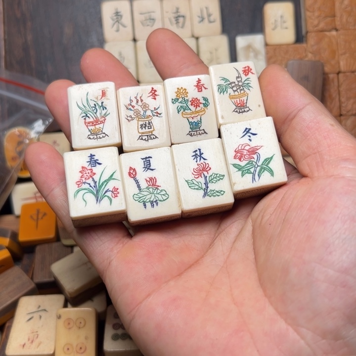 轮***乐实心竹雕刻手把件