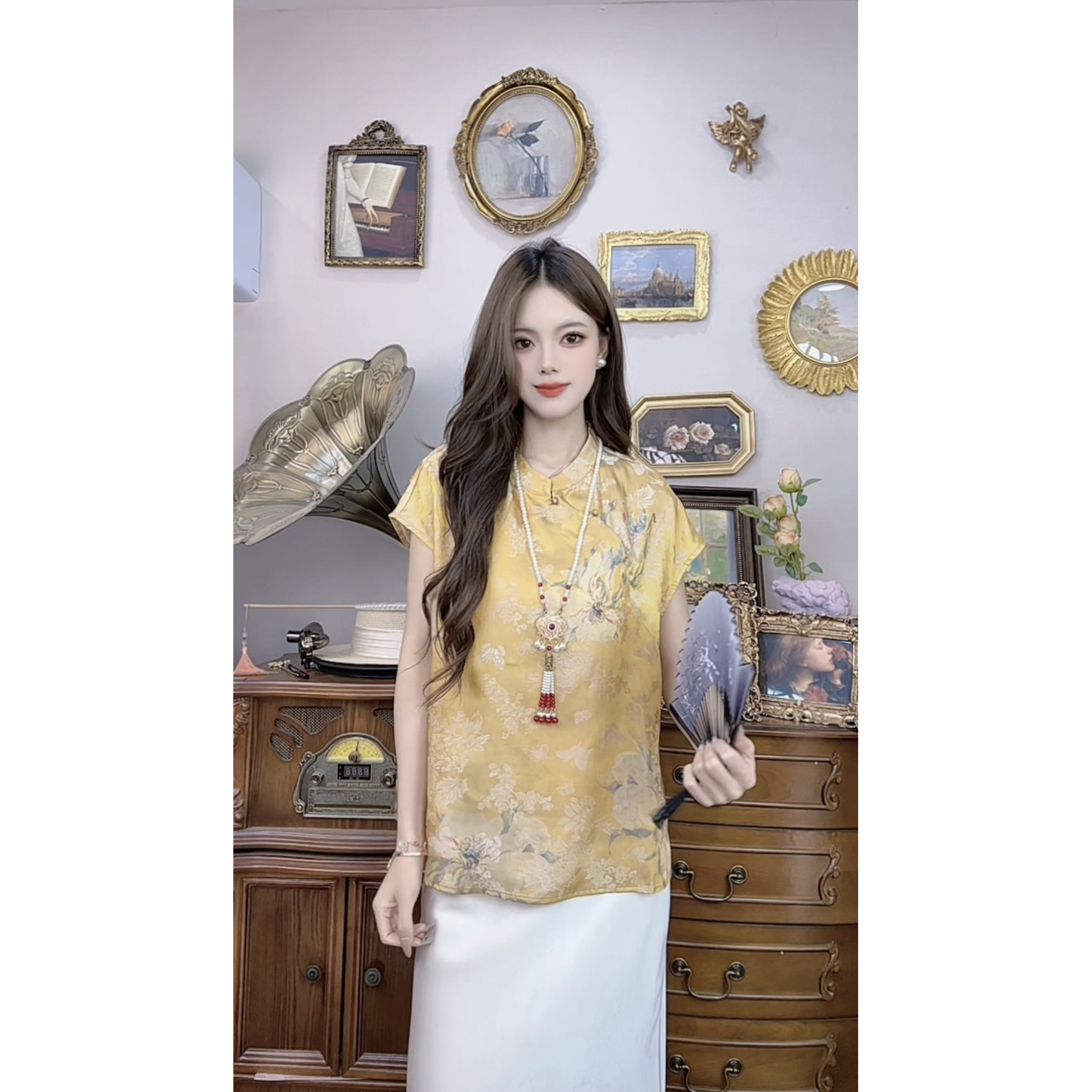 【637】新中式女装富家千金风薄雾提花新中式阳台里观众座椅乌龙盘