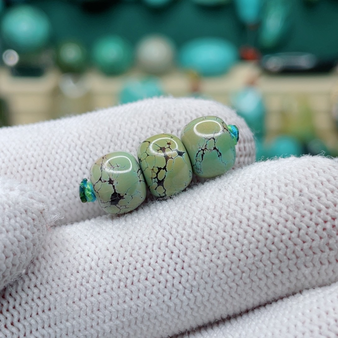 未镶嵌绿松石珠宝奇石