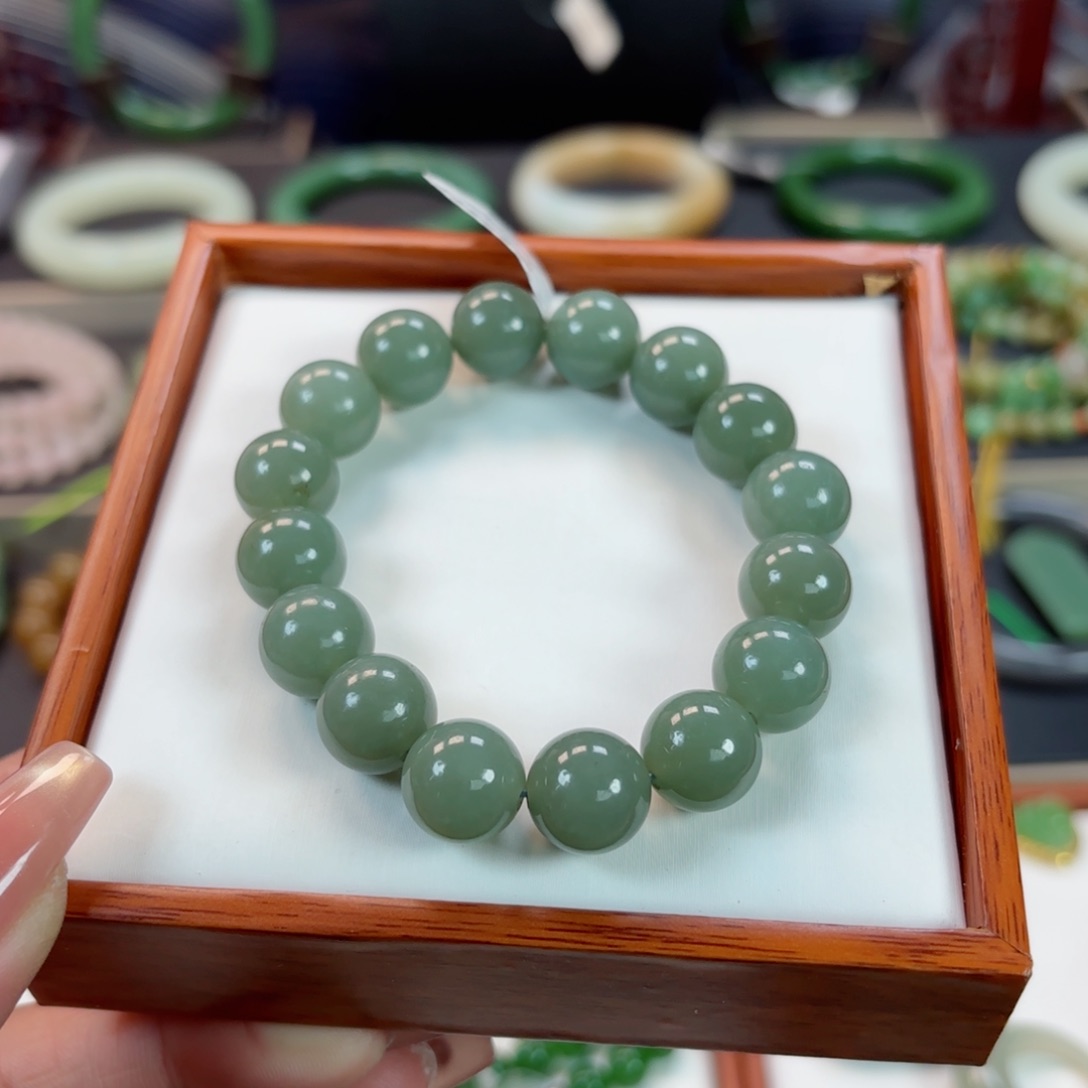 和田玉手链未镶嵌