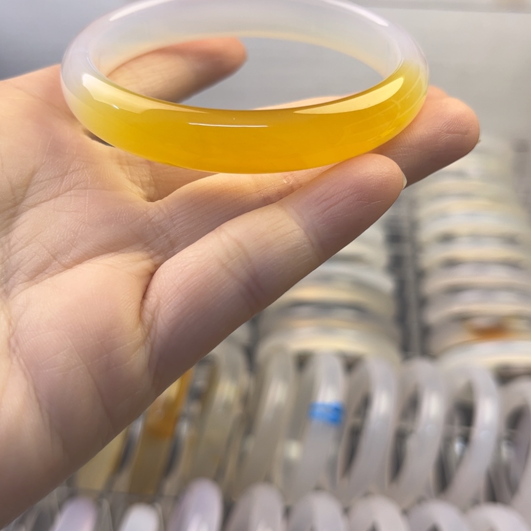 玛瑙/玉髓未镶嵌手镯