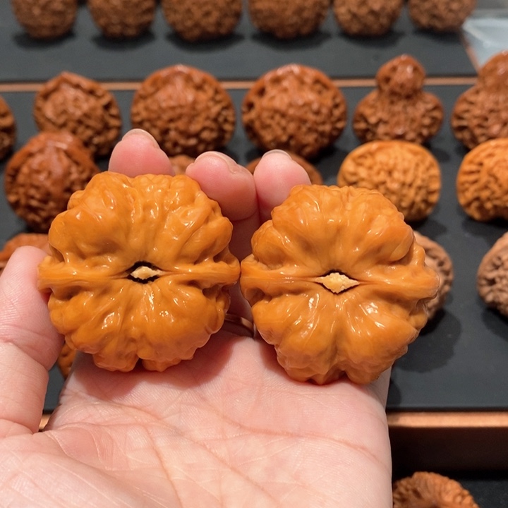 文玩核桃吊坠?****?蛤蟆931