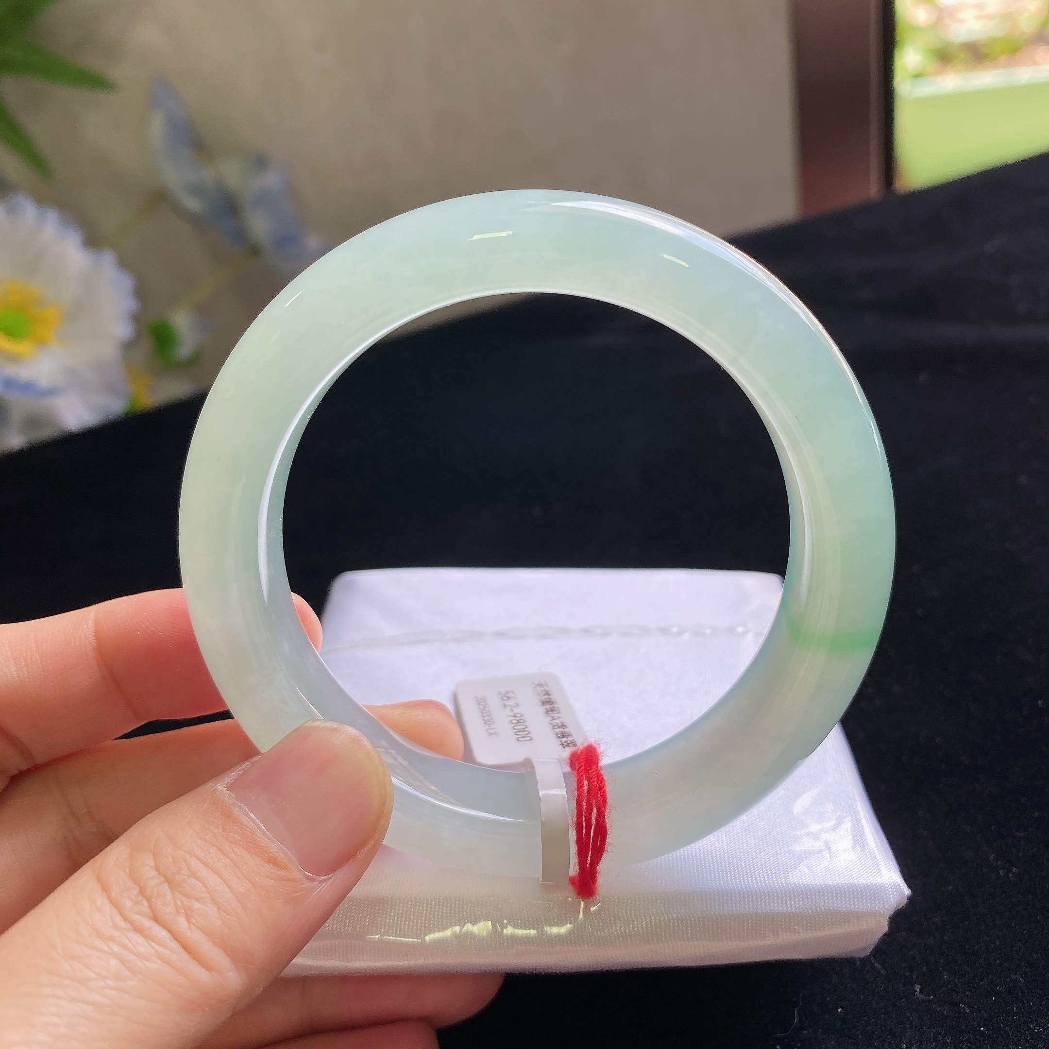 缅甸天然A货翡翠上等玉手镯子翡翠直播间上新品起胶光绿色56圈口