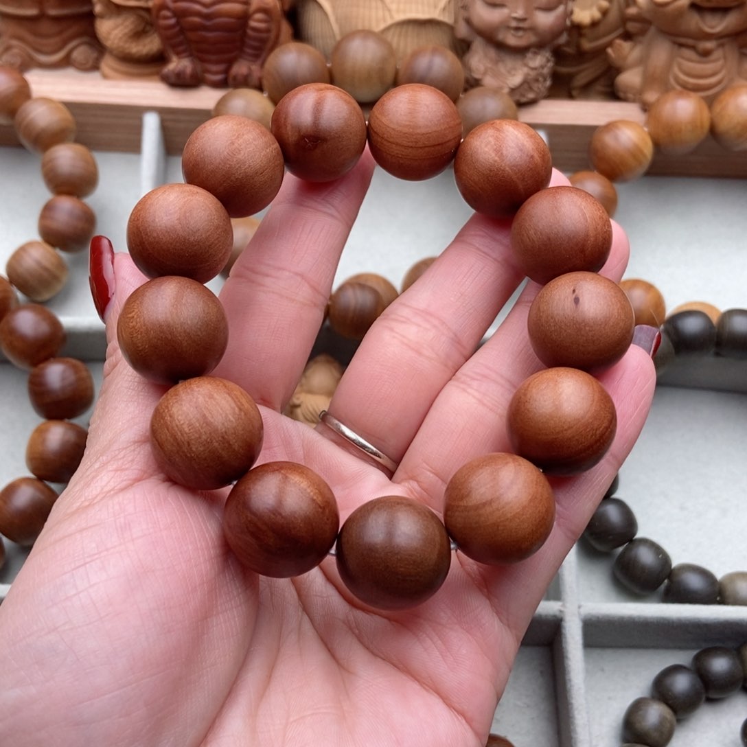 檀香木手串/手链快****?老山檀红肉奶香瑕疵手串