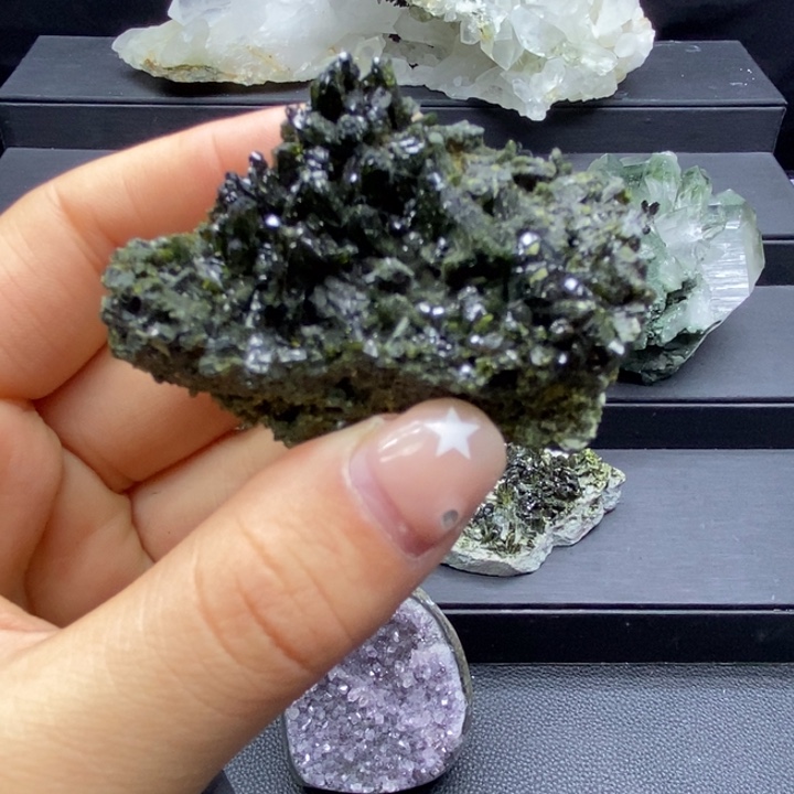 有机玻璃绿帘石一个106