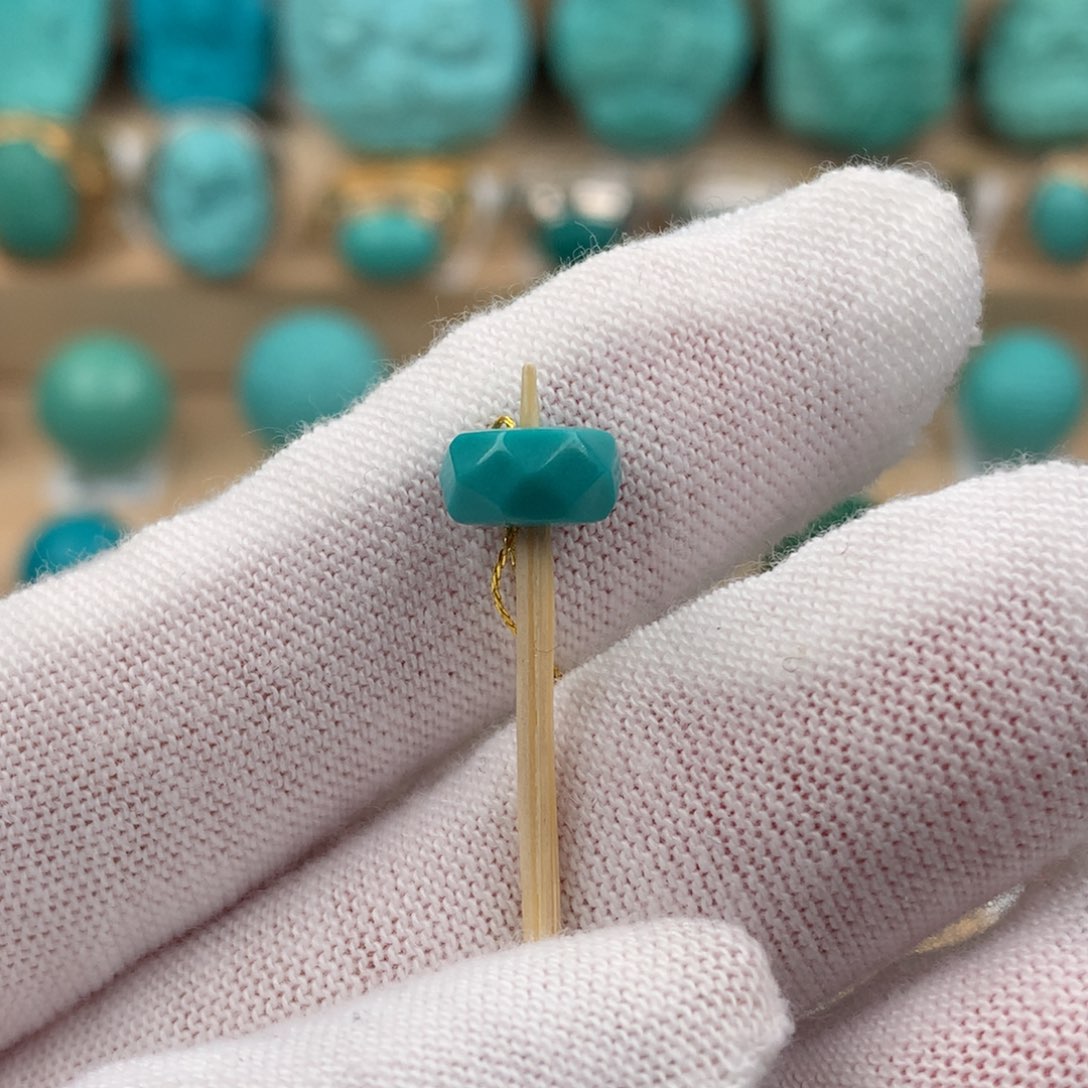 绿松石配饰未镶嵌卡8