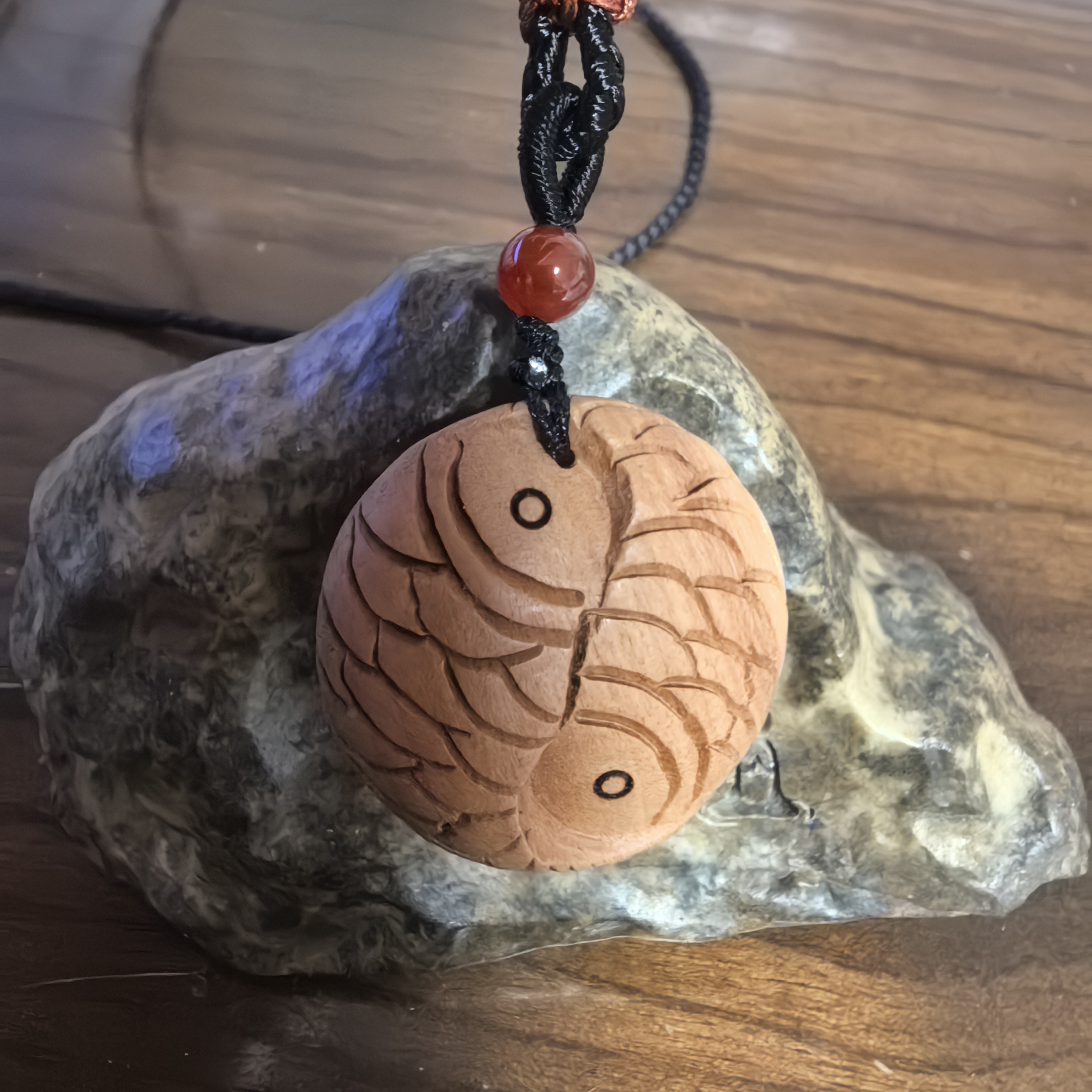 手工打造雷击木饰品(蛇的六合)