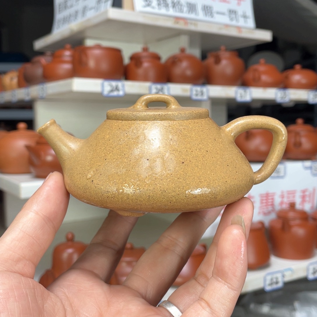 紫砂茶壶本山段泥全手工轻薄胎200毫升