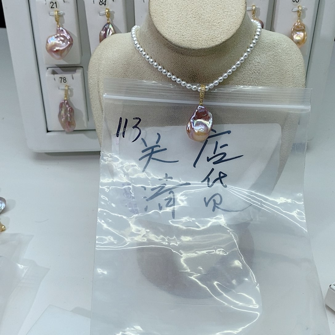 淡水珍珠颈饰合金