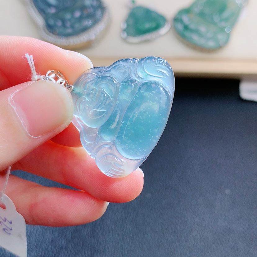 【闪购商品】翡翠颈饰未镶嵌翡翠