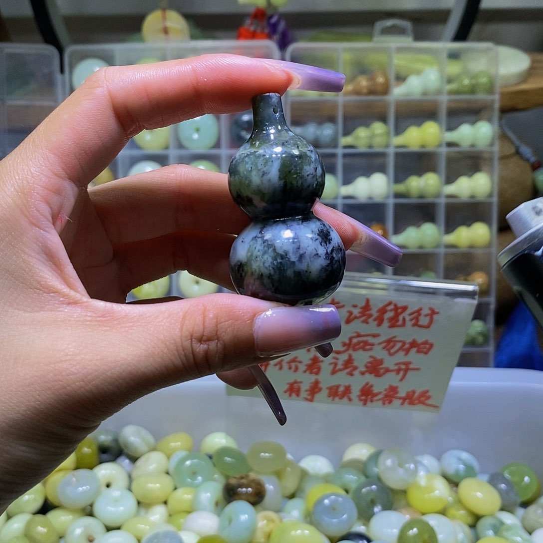 蛇纹石玉未镶嵌其他86