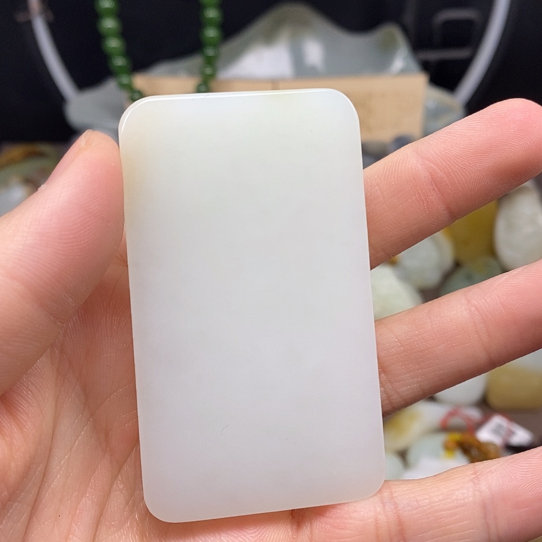 和田玉颈饰未镶嵌9