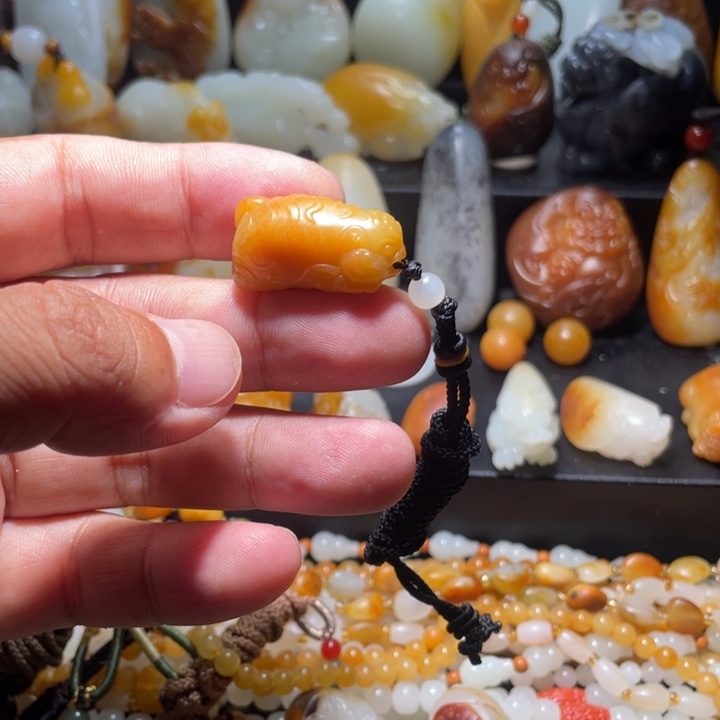 未镶嵌和田玉珠宝奇石