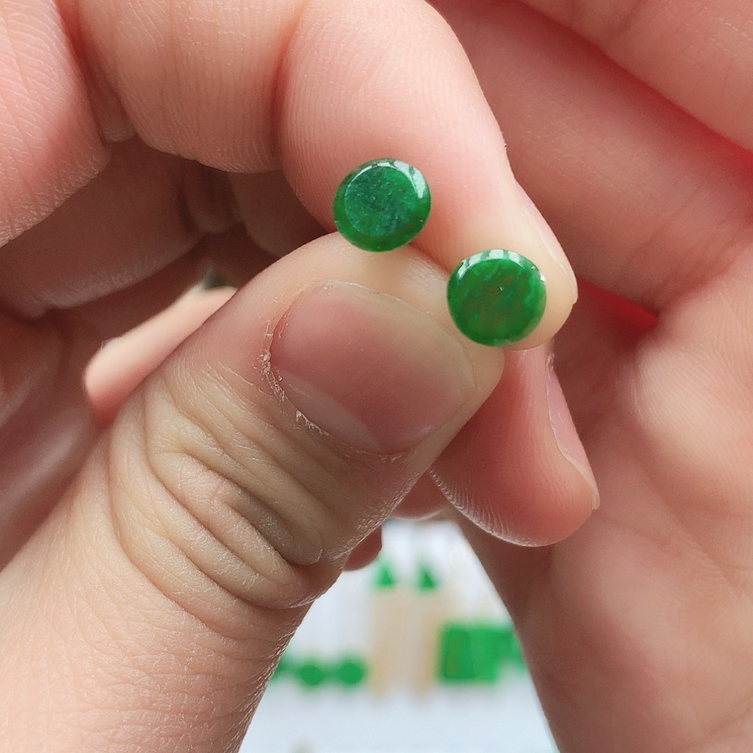 翡翠耳饰18K金镶嵌耳饰