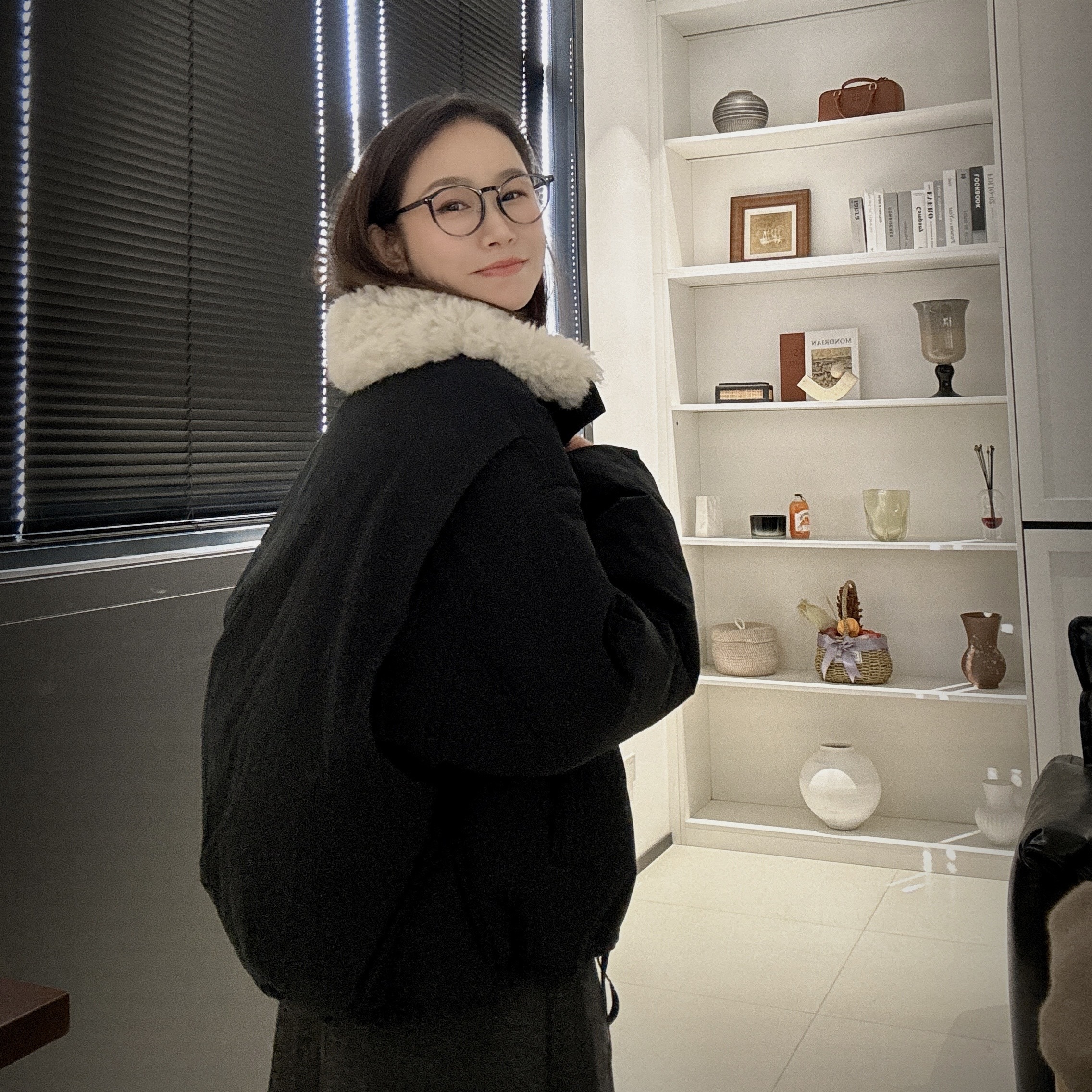 【丽姐女装】毛领鹅｜一口温柔气 气质恬静质感优雅鹅绒服W0592