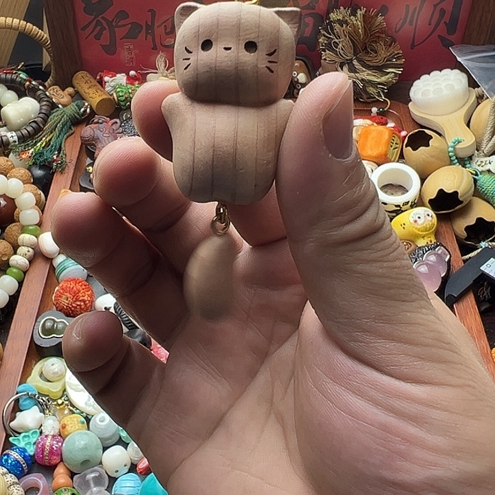 非金属血柏摇尾巴猫