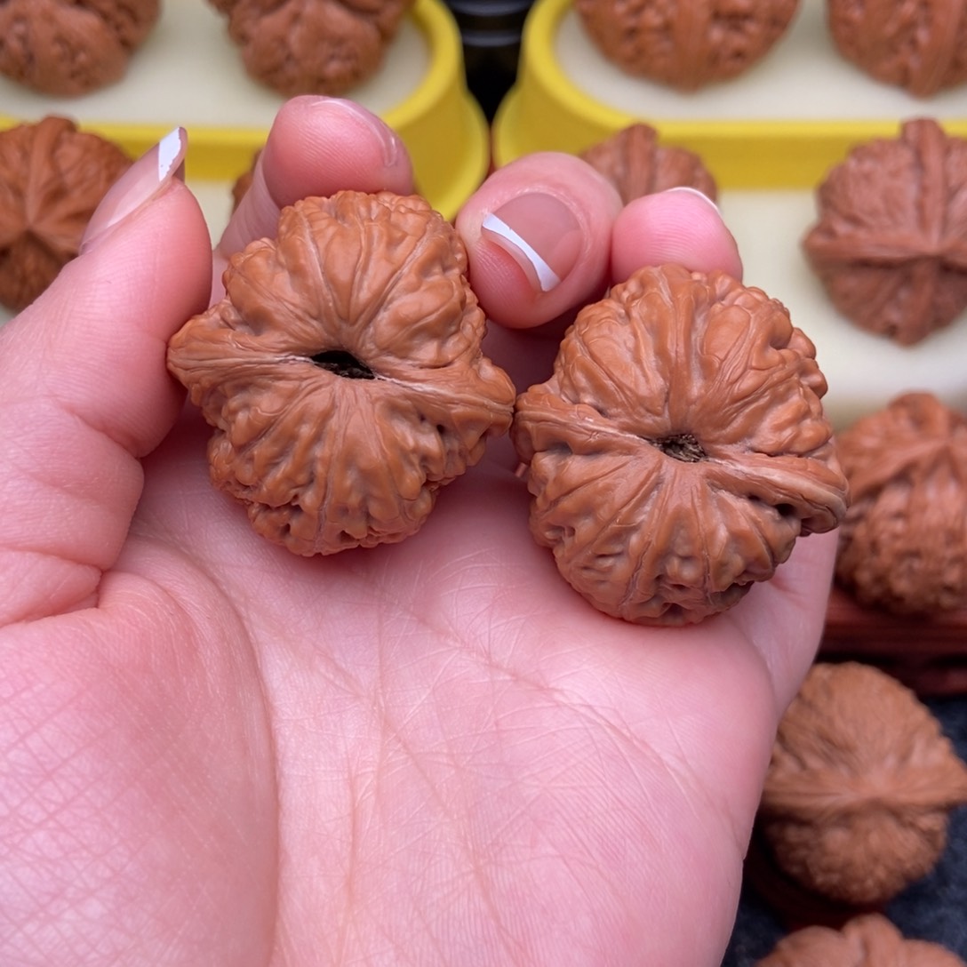 文玩核桃吊坠永*远36元宝“开播价”