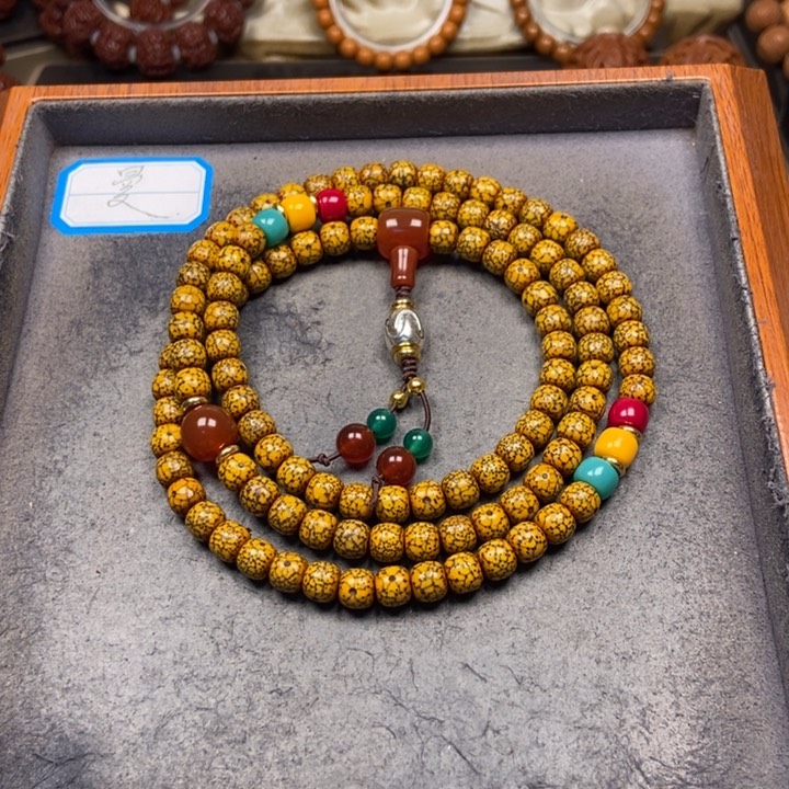 星月菩提吊坠菩提