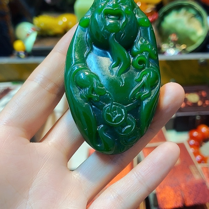 和田玉（碧玉）颈饰未镶嵌