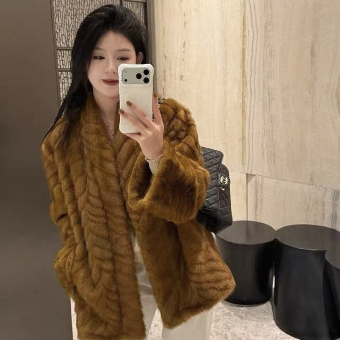 9308款 新款加厚上衣外套 莎