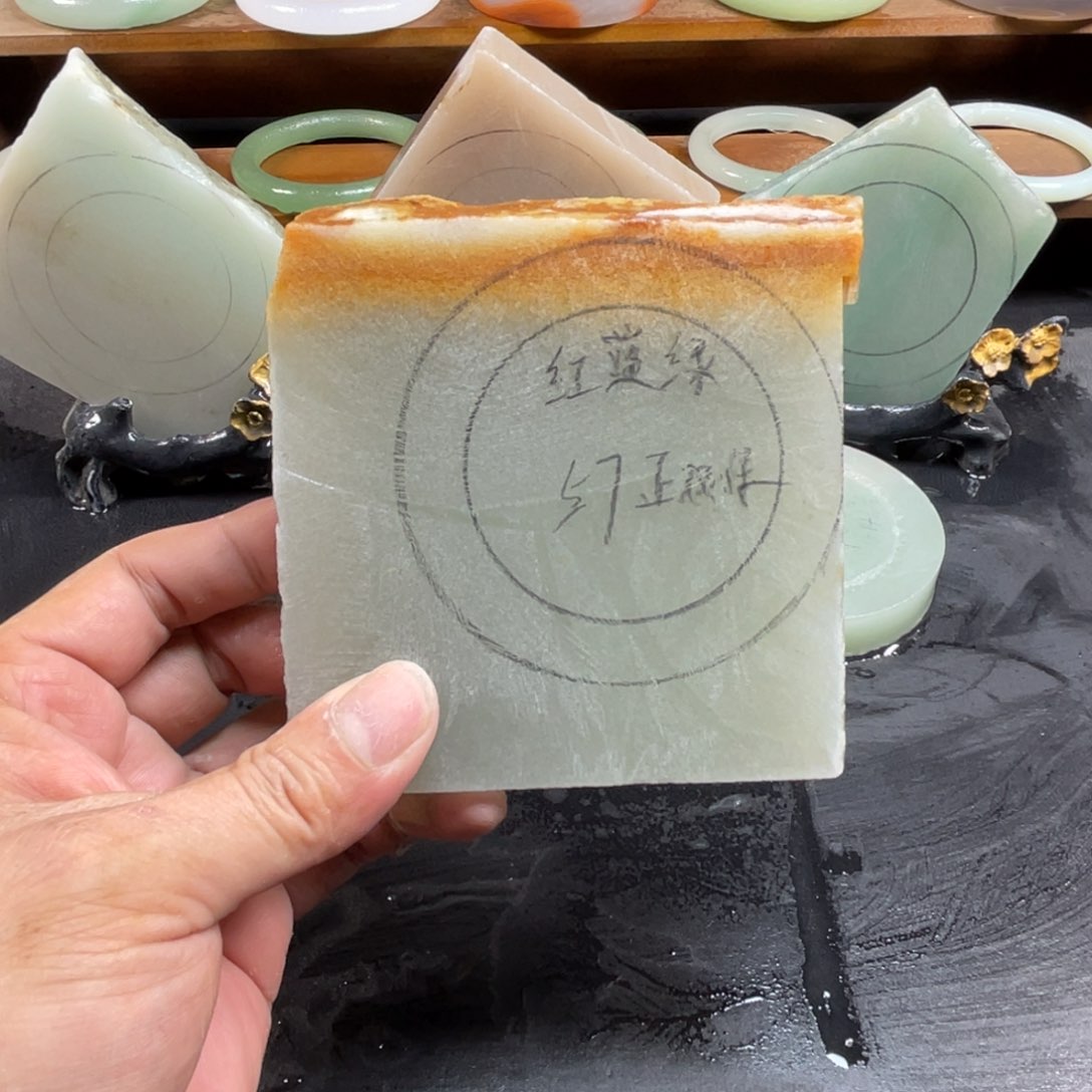 【闪购商品】定制石英质玉红****?加工定制