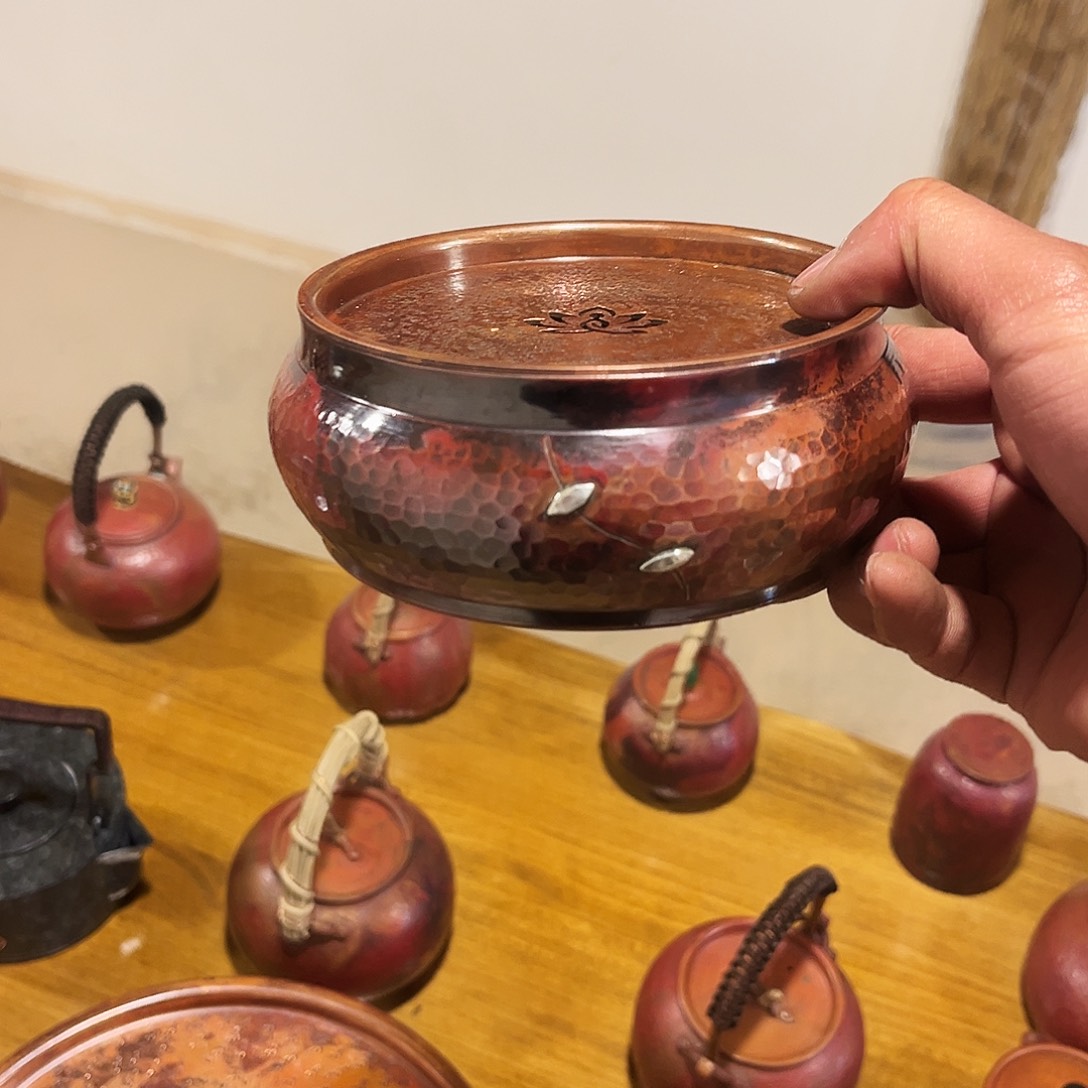 新桔钉小壶承手工锻打工艺